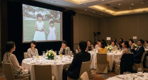 生い立ちムービーに「家族写真＋ナレーション」